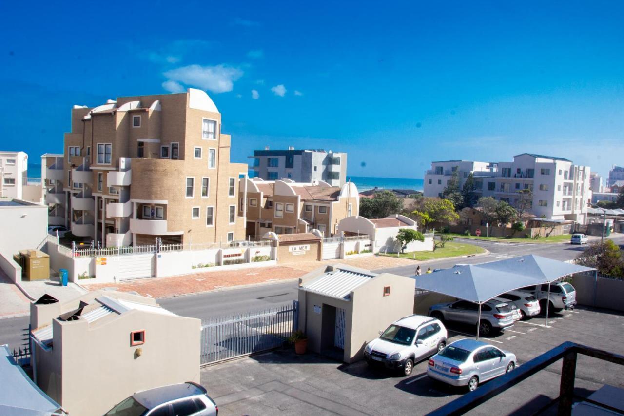 Caline Vip Apartments, Beach Close Bloubergstrand Exterior foto