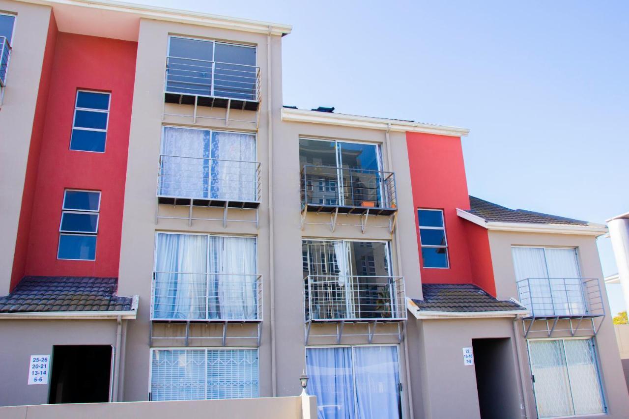 Caline Vip Apartments, Beach Close Bloubergstrand Exterior foto
